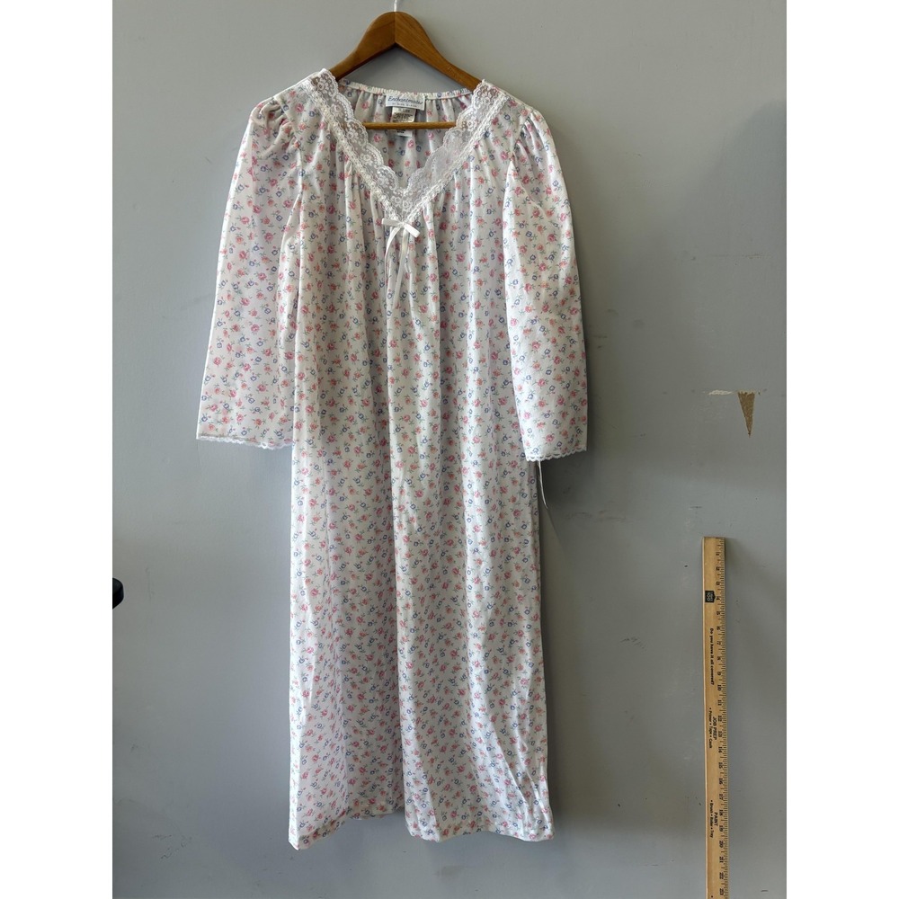 Vintage Enchantmates Miss Elaine Nightgown Womens Medium Floral Flannel 90s
